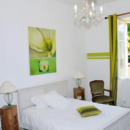 Hotel Logis Domaine Du Chatelard Dirac