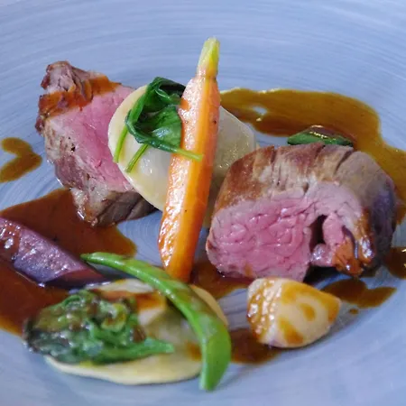 Hotel Logis Domaine Du Chatelard