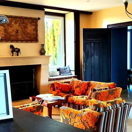 Logis Domaine Du Chatelard Hotel 4*