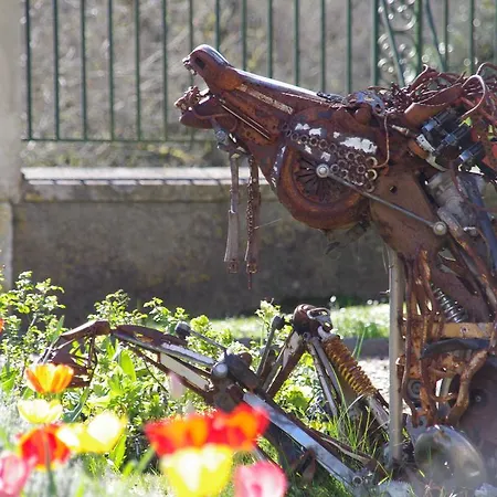 Hotel Logis Domaine Du Chatelard 4*