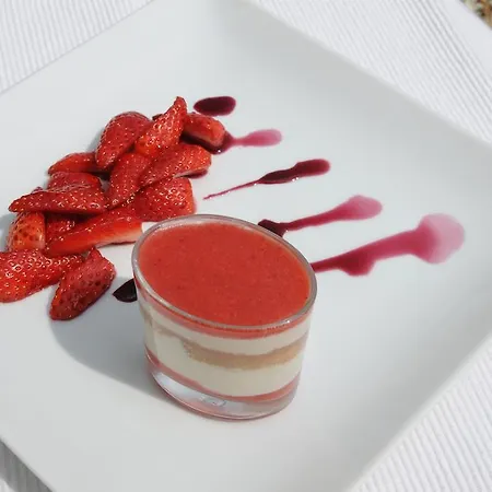 Hotell Logis Domaine Du Chatelard 4*