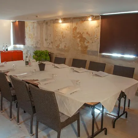 Hotel Logis Domaine Du Chatelard Dirac