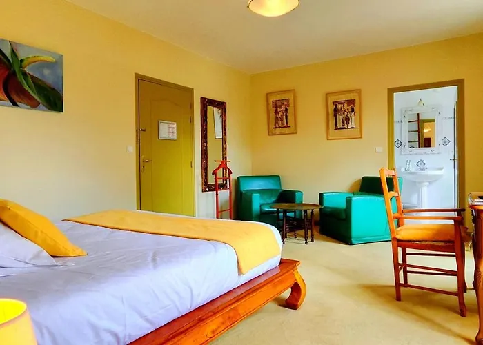 Logis Domaine Du Chatelard Hotel 4*