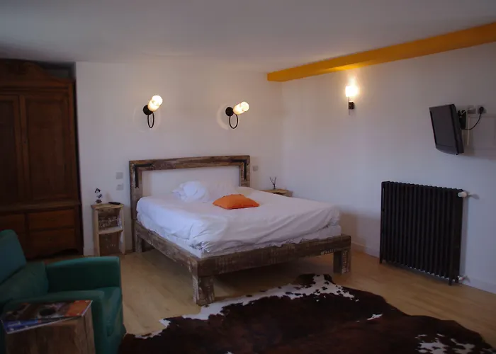 Logis Domaine Du Chatelard Dirac