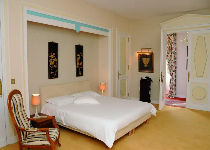 Hotel Logis Domaine Du Chatelard Dirac