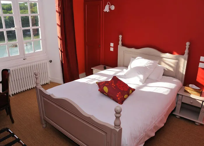 Logis Domaine Du Chatelard