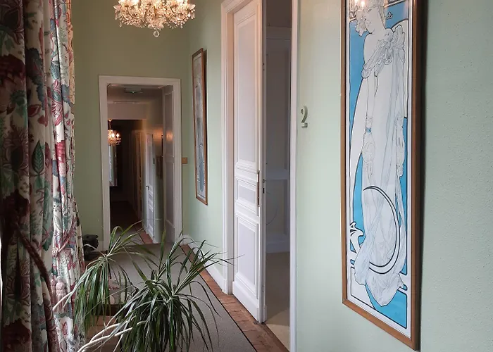 Logis Domaine Du Chatelard Hotel 4*