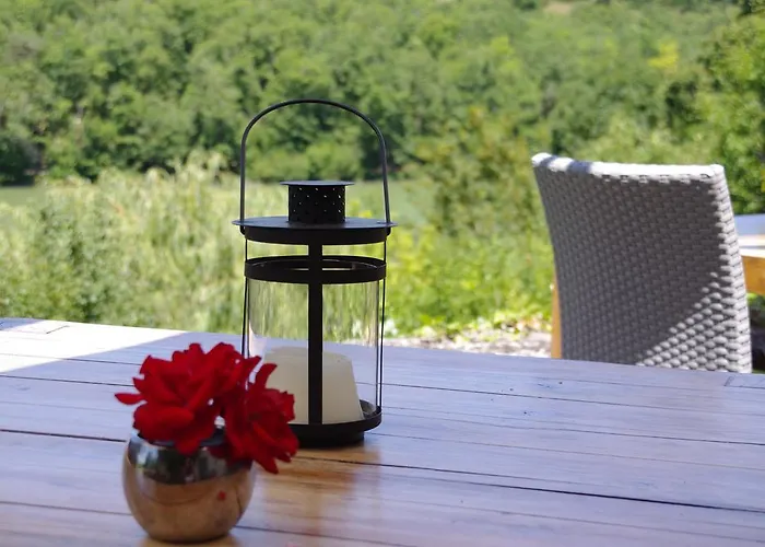 Szálloda Logis Domaine Du Chatelard