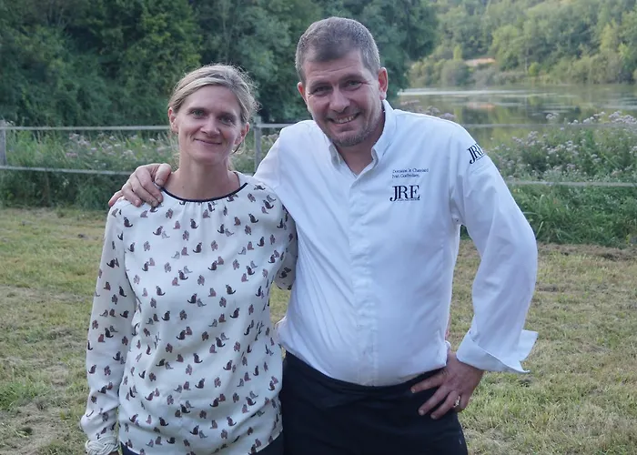 Hotel Logis Domaine Du Chatelard