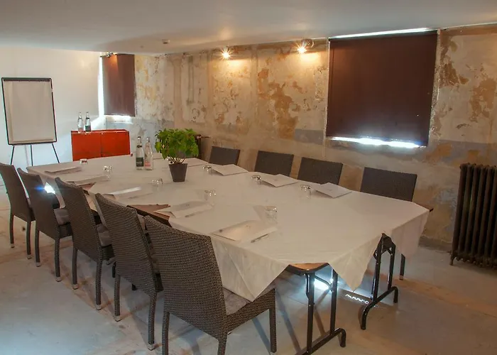 Hotel Logis Domaine Du Chatelard Dirac